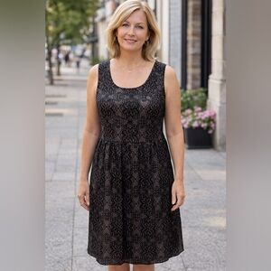 Black & White Polyester Scoop Neck Sleeveless Knitted Dress Size 14 - 16 XL